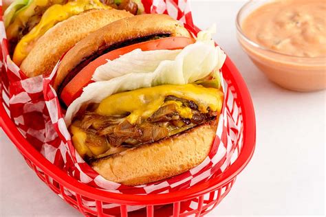 How Much is a Double Double Animal Style: A Culinary Exploration of Fast Food Mystique